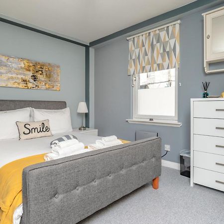 Ferienwohnung Historic Location, Private Parking, Ground Floor Luxury Flat Aberdeen Exterior foto