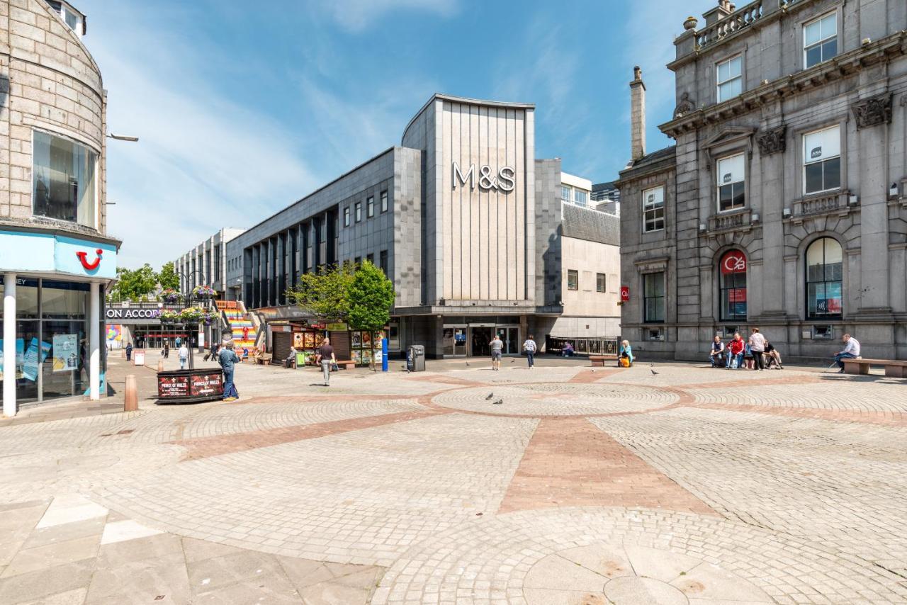 Ferienwohnung Historic Location, Private Parking, Ground Floor Luxury Flat Aberdeen Exterior foto